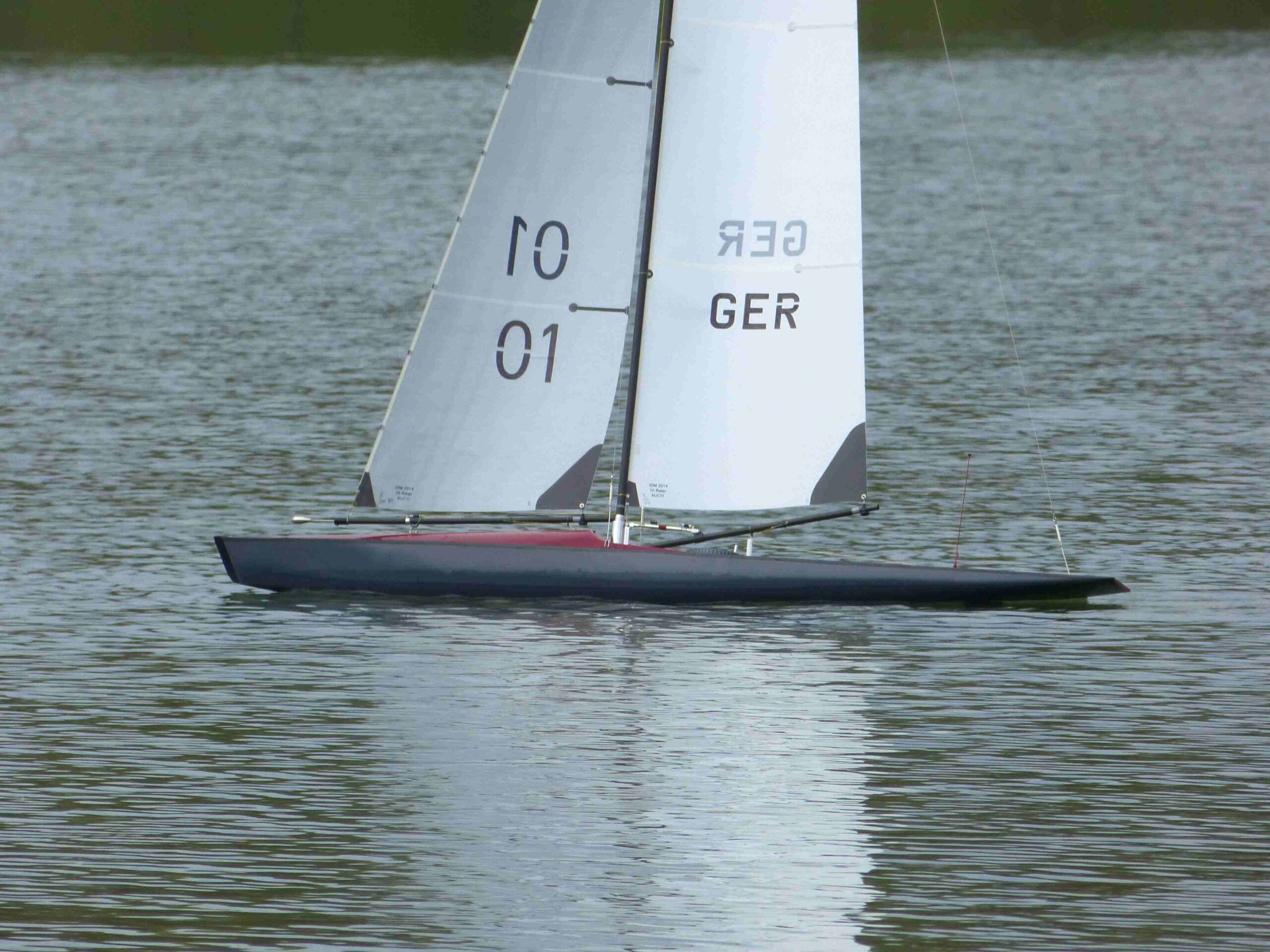 10 rater model yacht